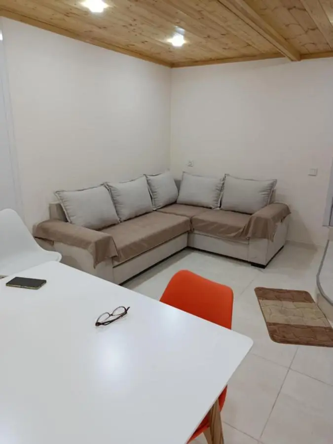 Guesthouse Zeinabi
