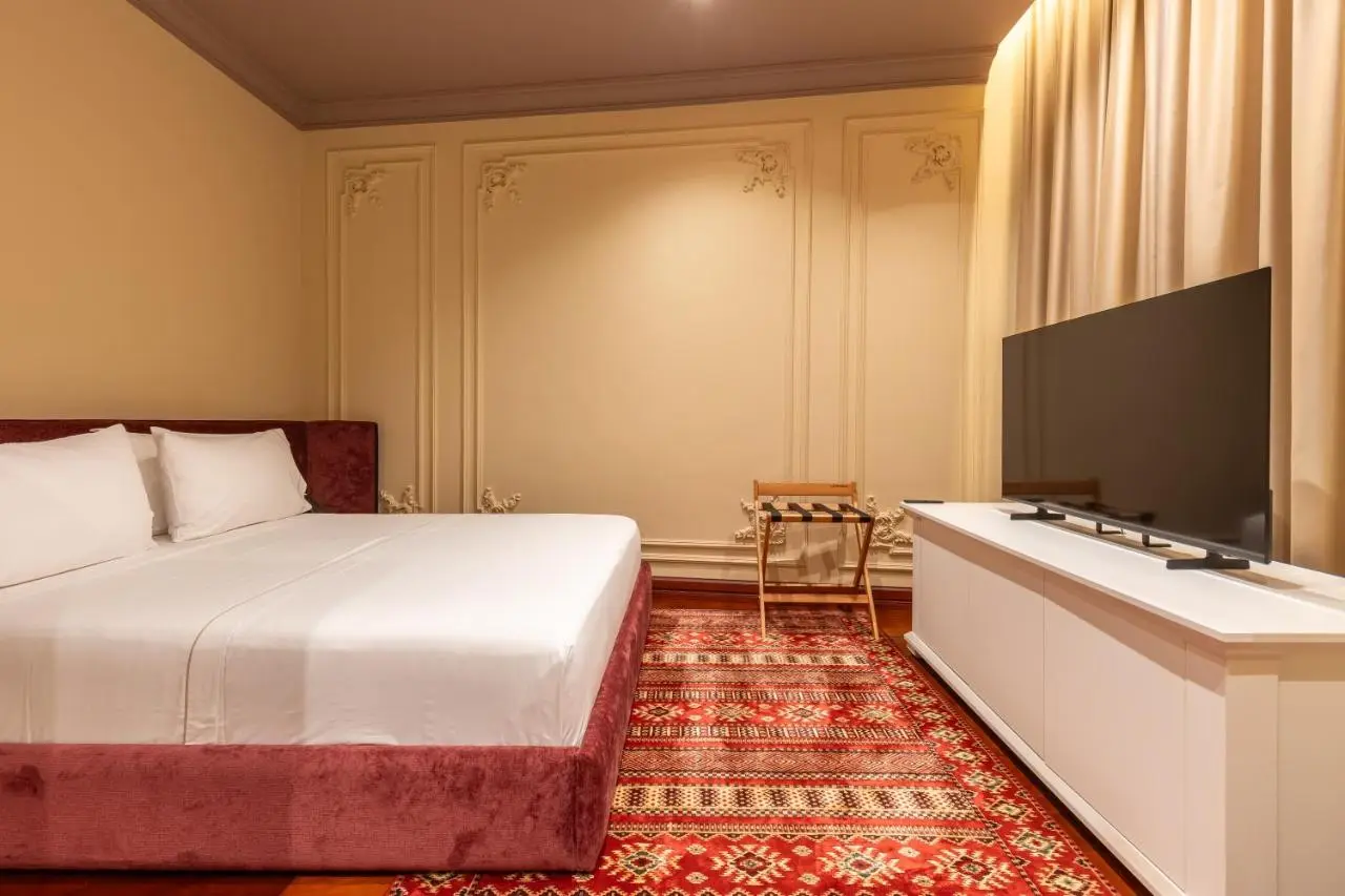 Vatër Hotel