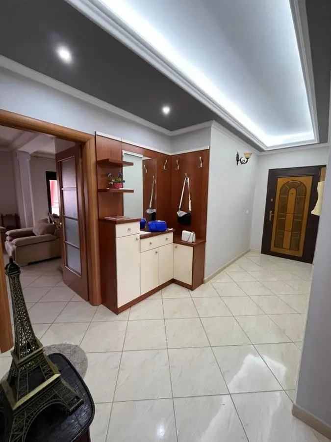 Era's apartment