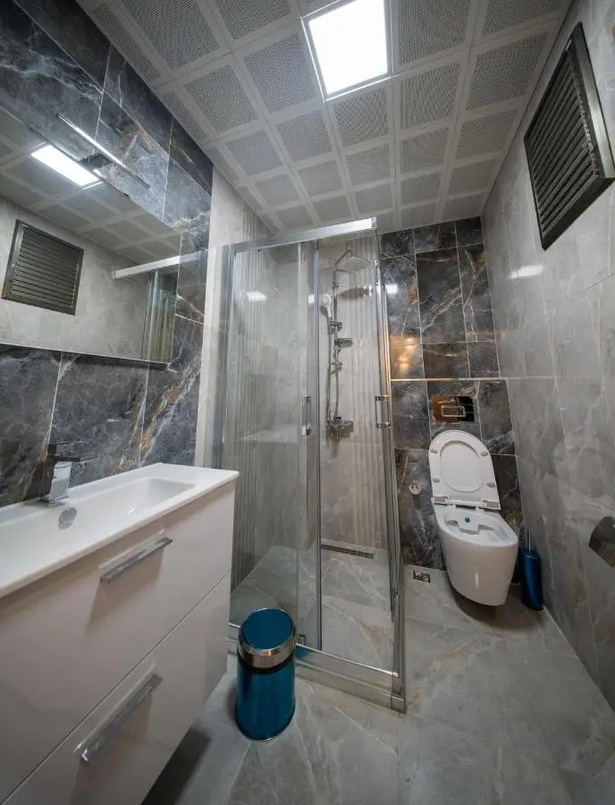 Zirvesta Otel