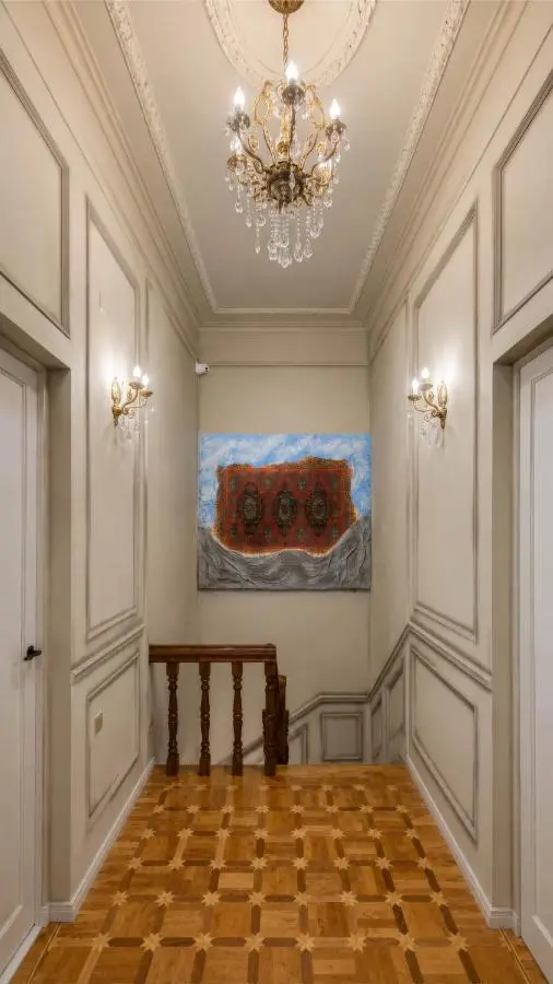 Old Money Boutique Hotel