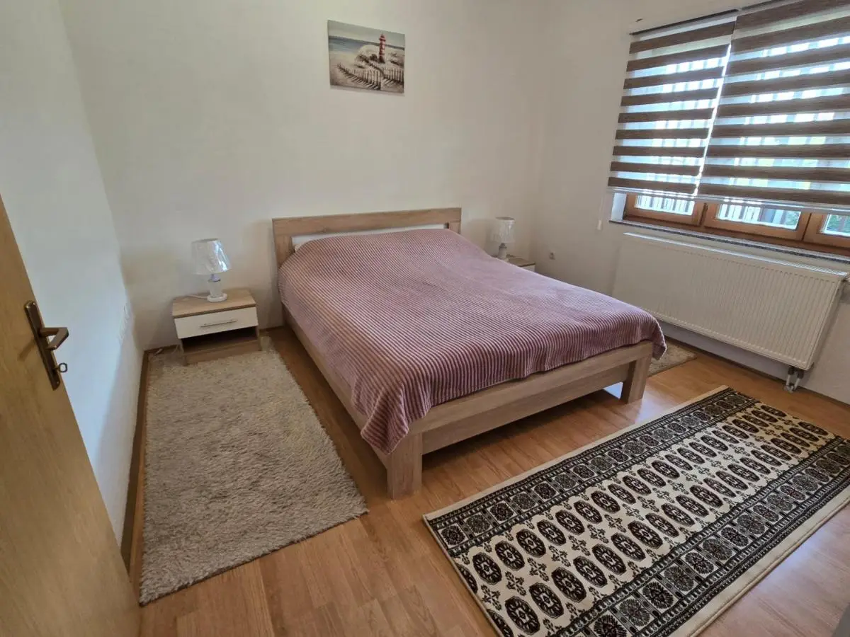 Apartman Nedim - Free Parking & Garden near Airport