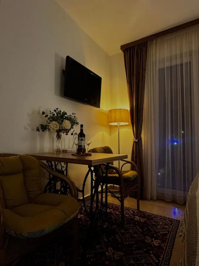 Rosa Brandis Cozy Apartment