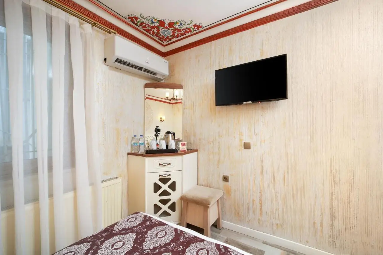 Aldem Hotel