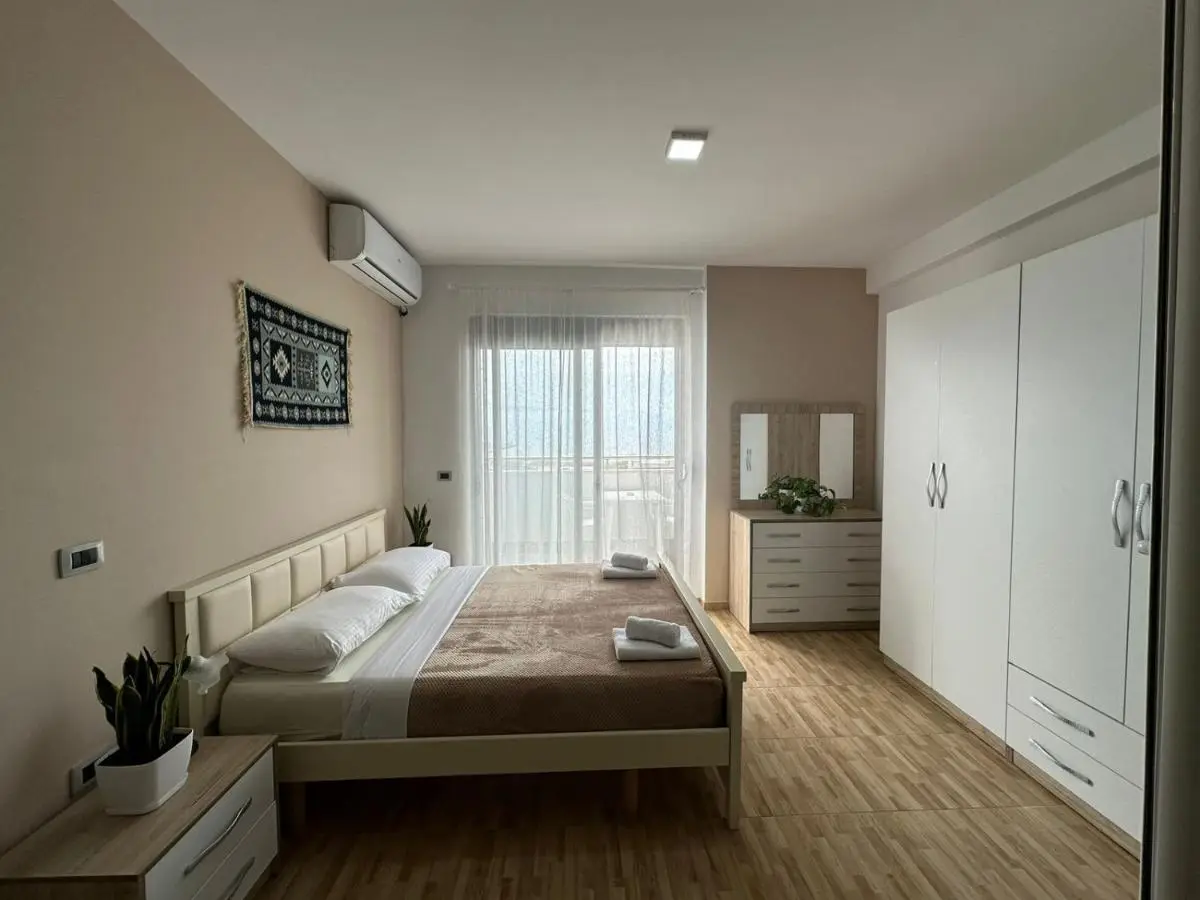 TreA Accomodations - Despacito Port Side