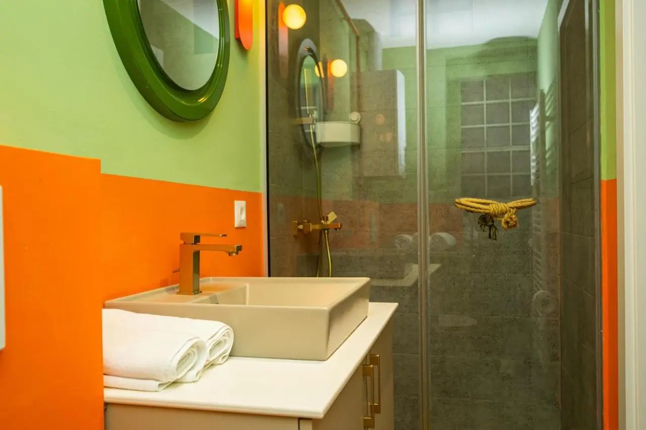 Colorful 3-Bedroom Apartment