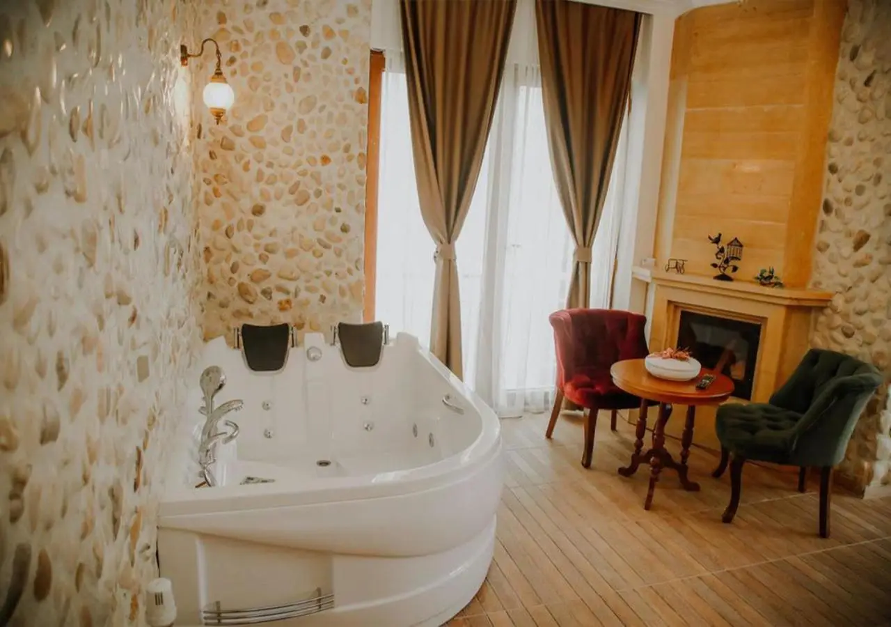 Sea House Hotel