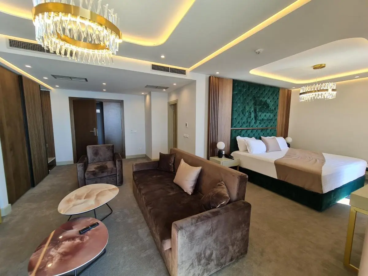 Hotel Aross