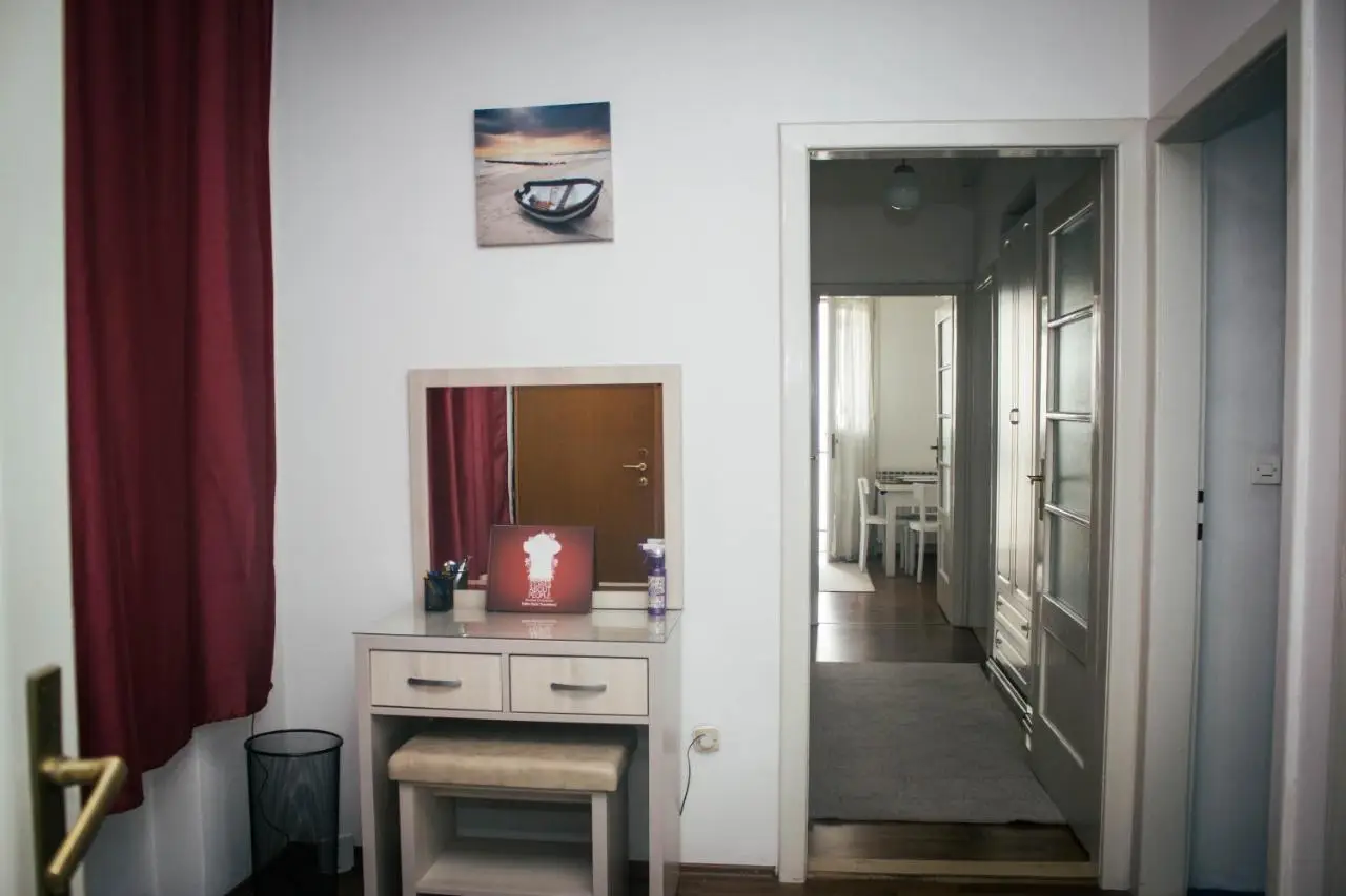 Retro Style Apartment