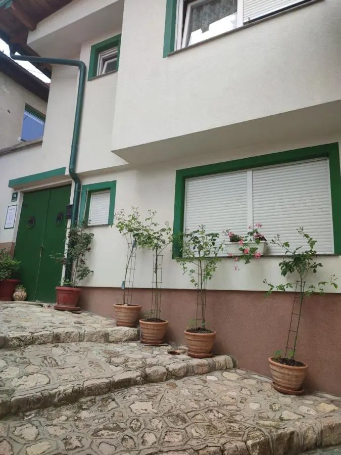 Green Gate Apartments