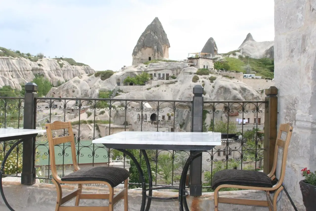 Tekkaya Cave Hotel