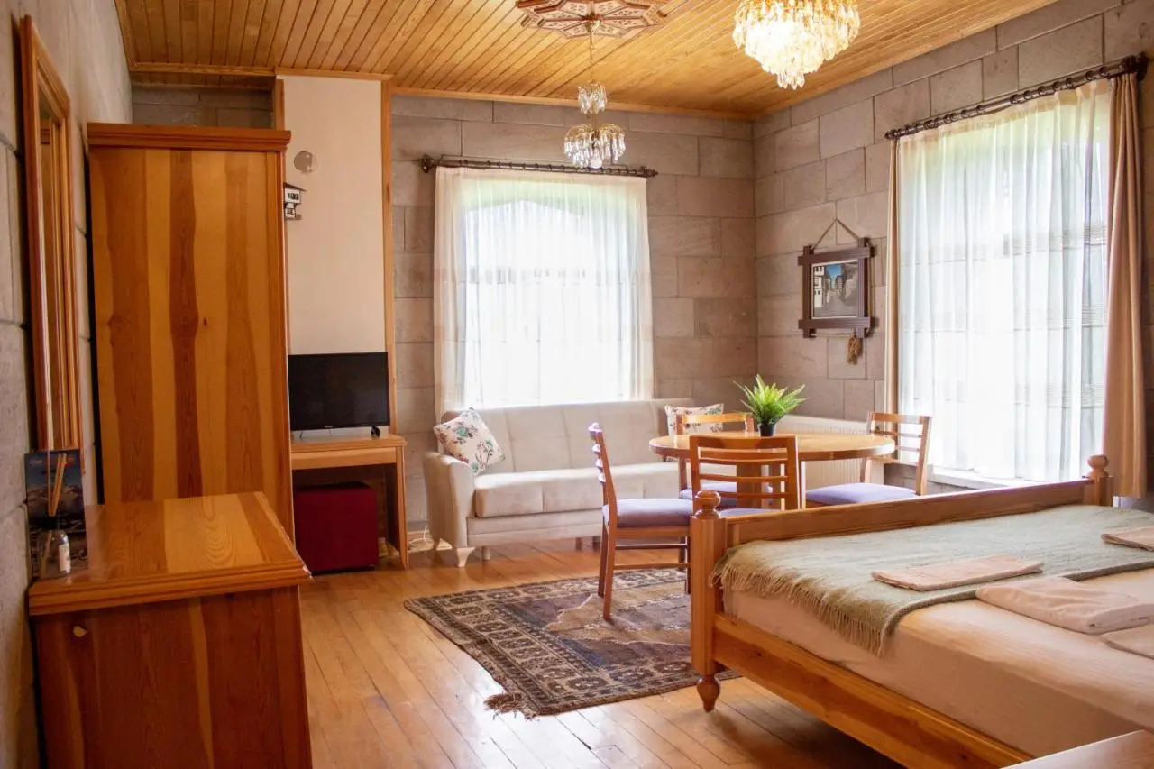 Lake Cildir Lodge