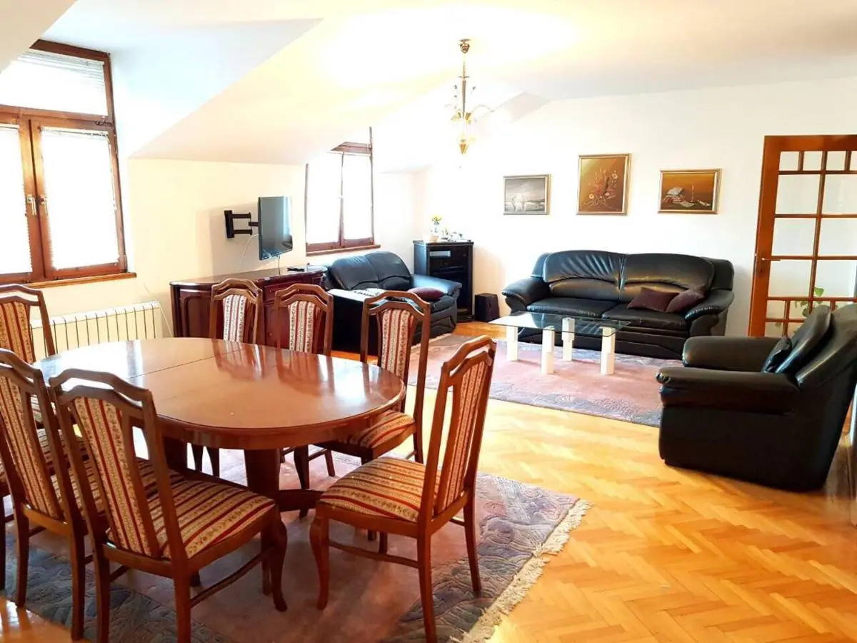 Apartment Maxim