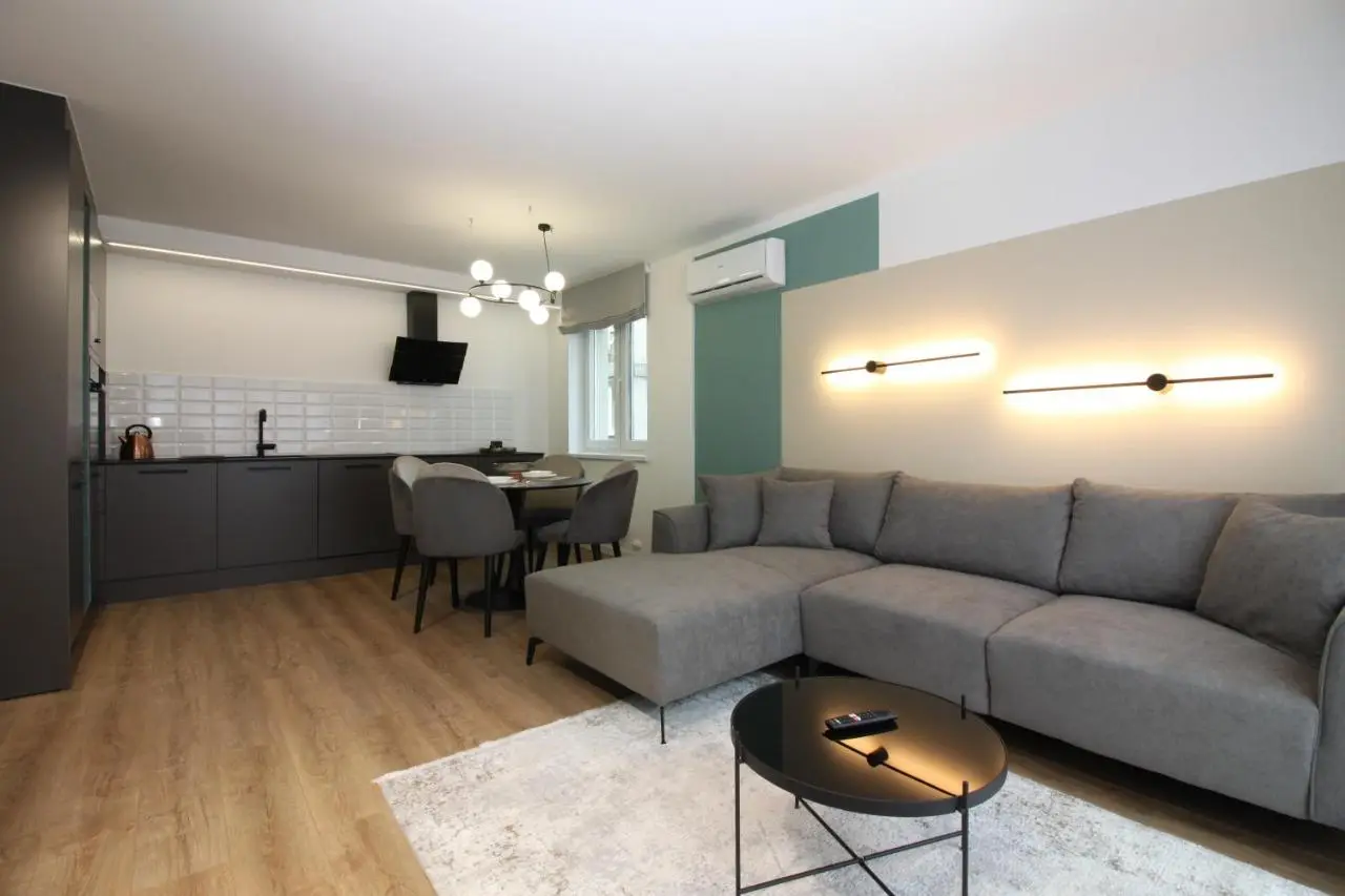 Meeting Point Apartment