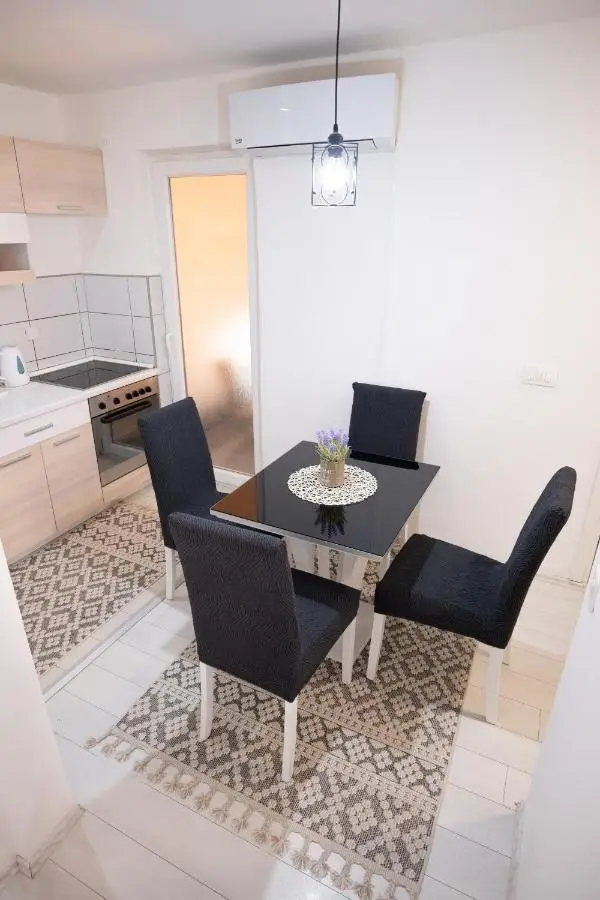 Grandeur Home Apartment Mostar - free parking