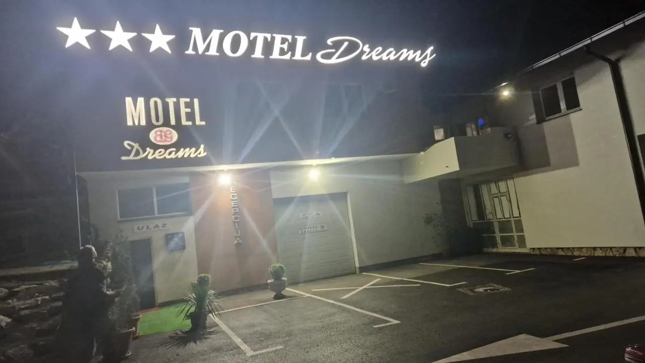 Motel Dreams