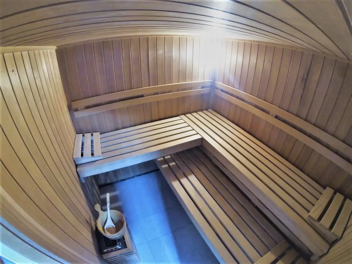 Villa Bosna (Pool, Sauna, Jacuzzi, BBQ,Playground)