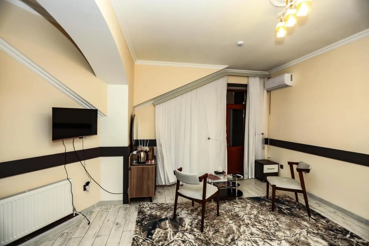 VƏTƏN Hotel