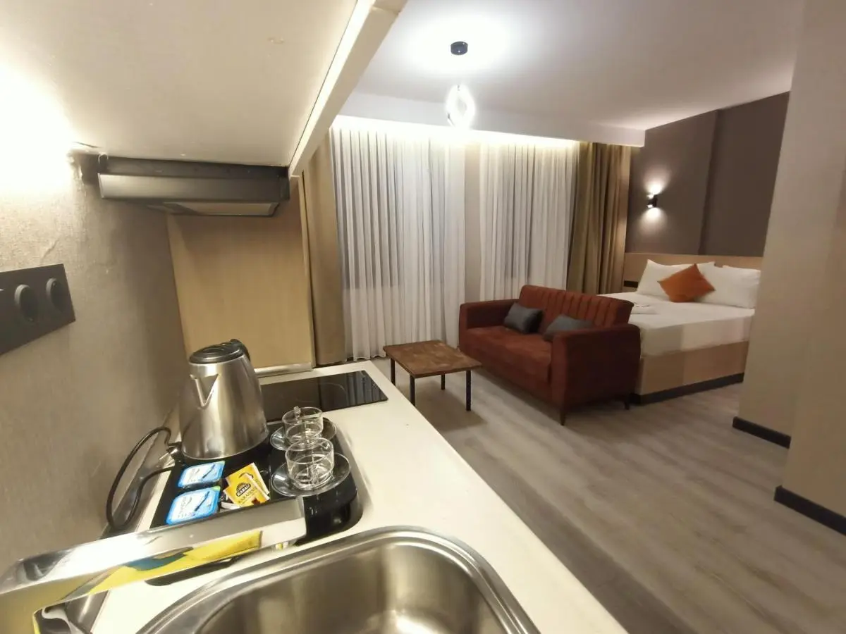 NEW FALCON Palas OTEL
