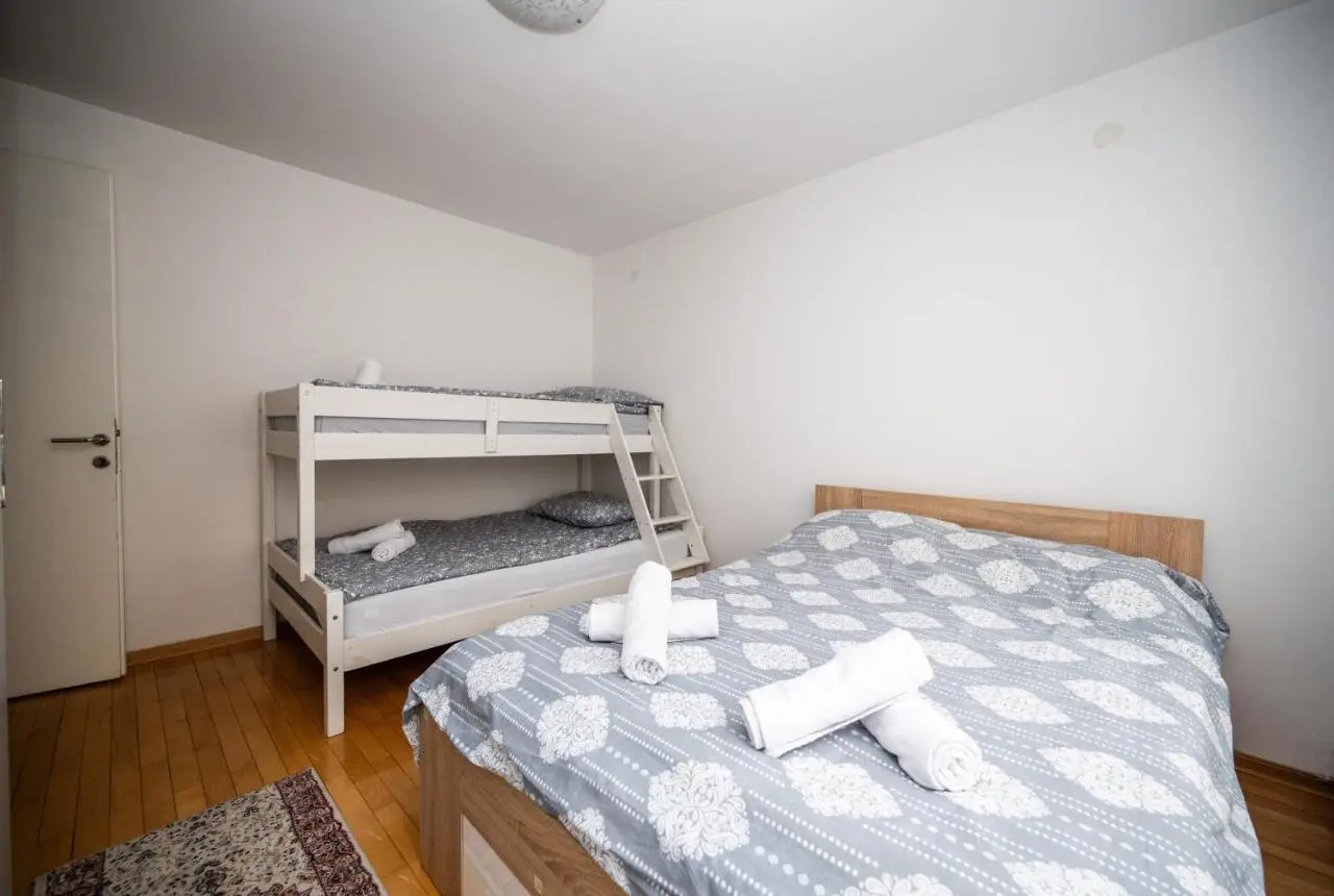 Spacious & Modern Apartment in the City Centre
