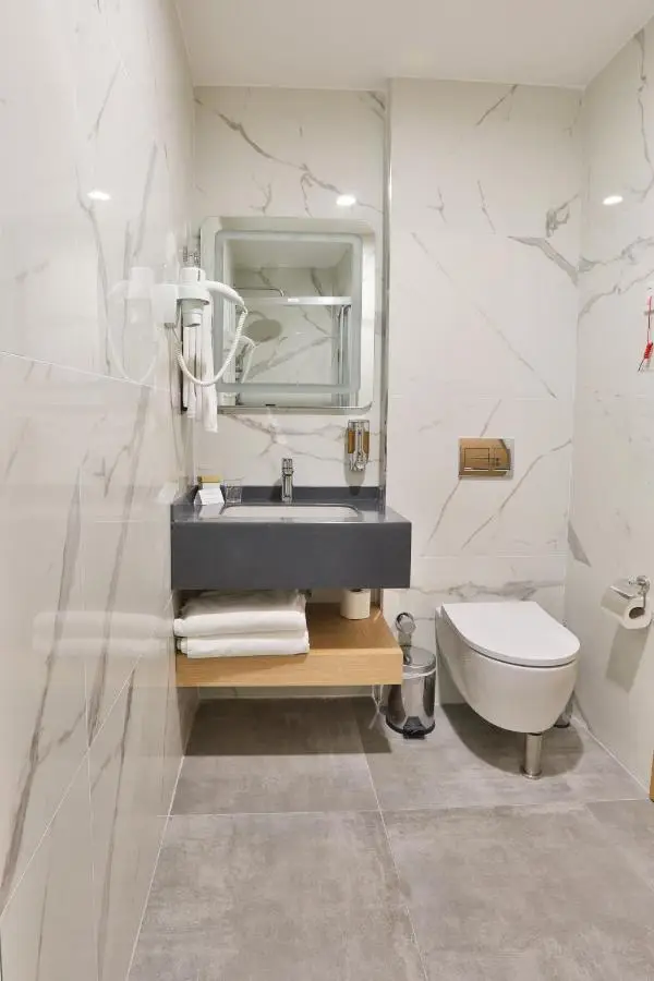 Istanbul Taksim Pera Star Hotel - Istiklal Street