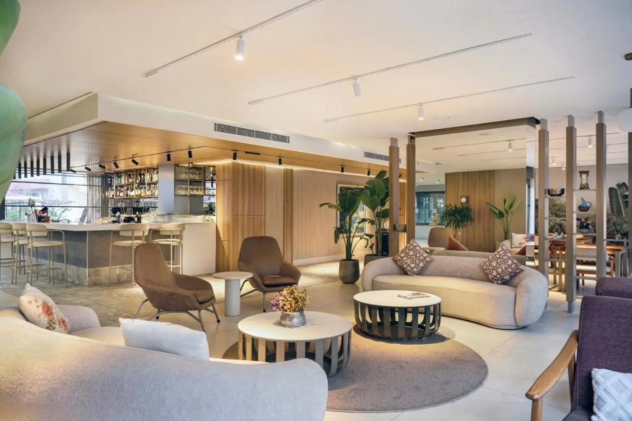Lei Hotel
