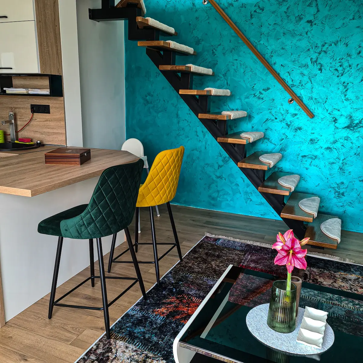 Duplex with Unforgettable Views