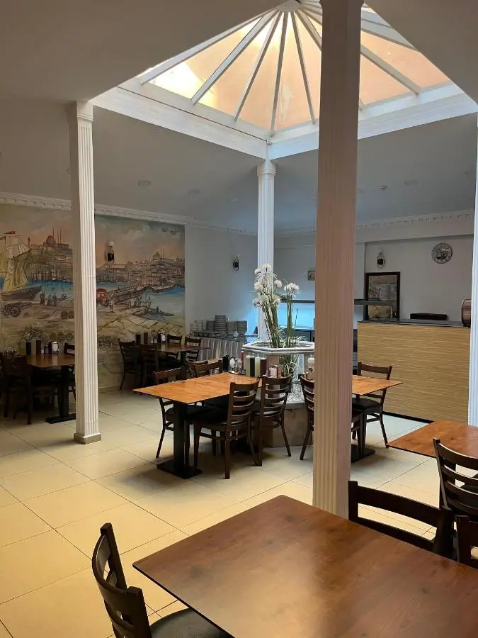 Adil Konak Hotel