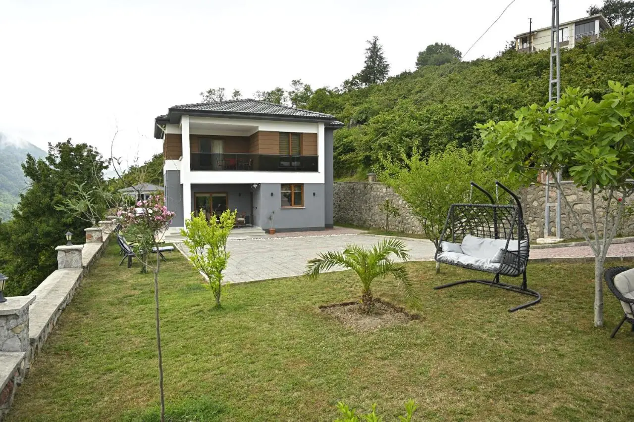 Villa saklı bahçe