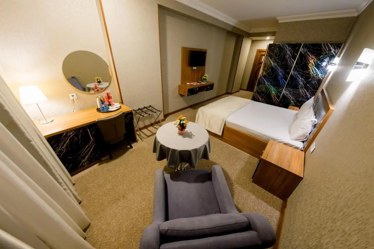 Royal Sapphire Hotel