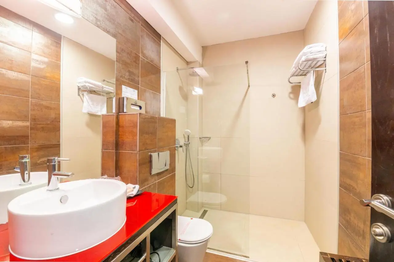Hotel Central Sarajevo - Gym, Pool & Spa