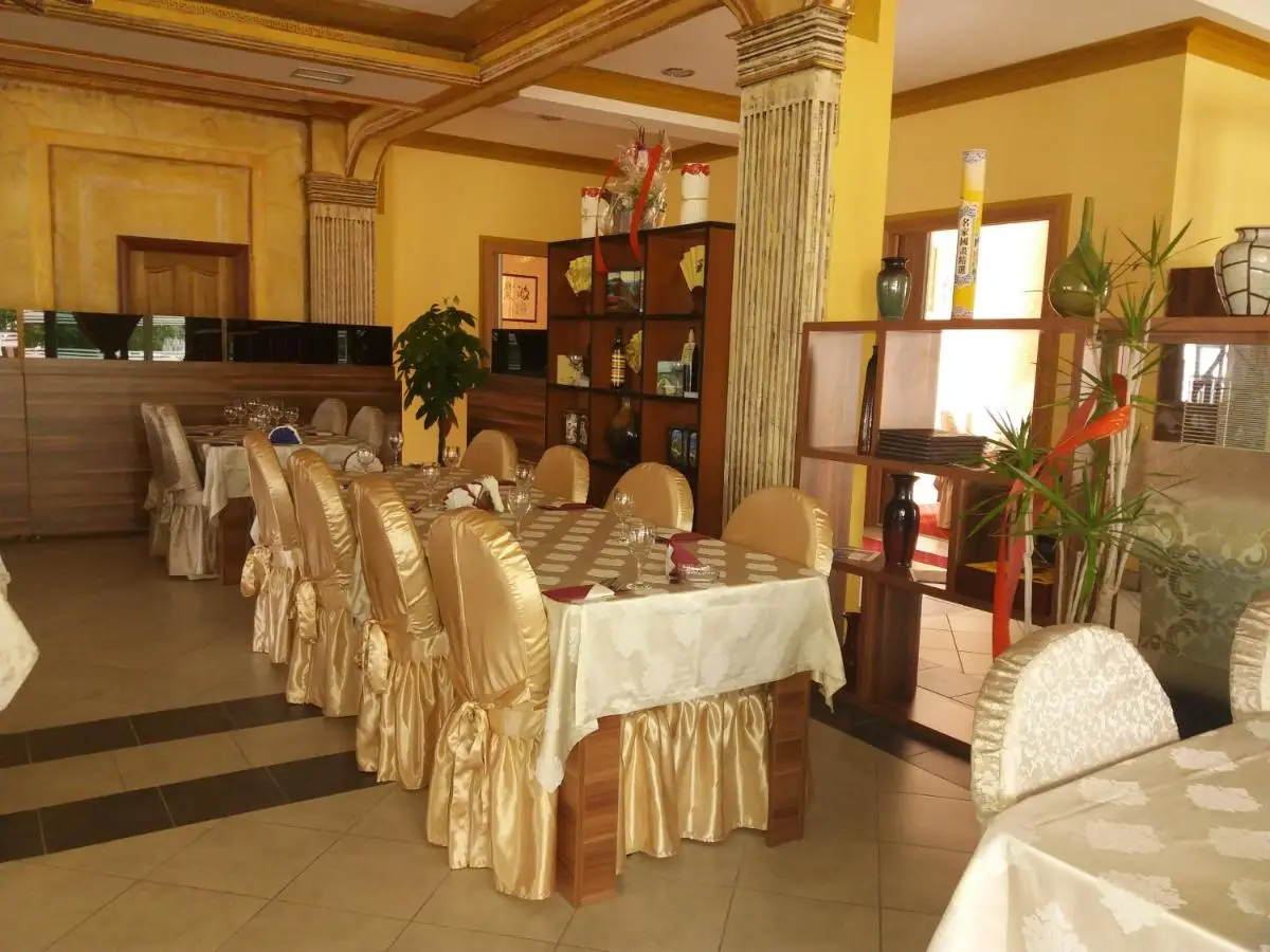 Hotel & Restaurant Great Wall - Airport