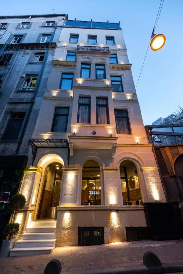Hotel Balo