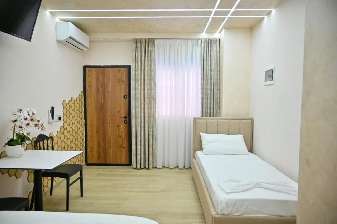 Andi Apartments