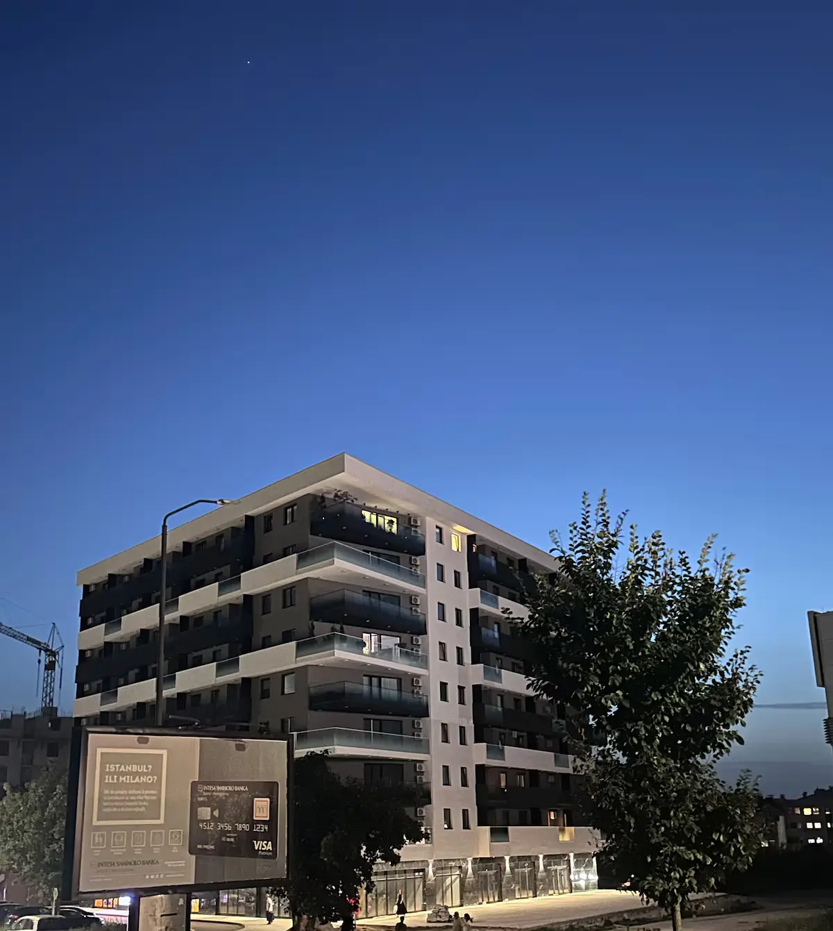 Stylish Apartment + Garage/Near Airport & Sarajevo