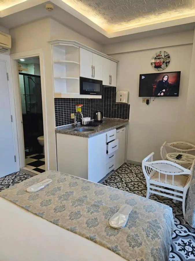 Lemon Residence
