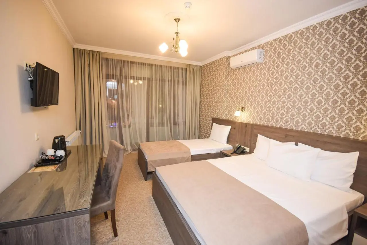 Old Garden Hotel Batumi