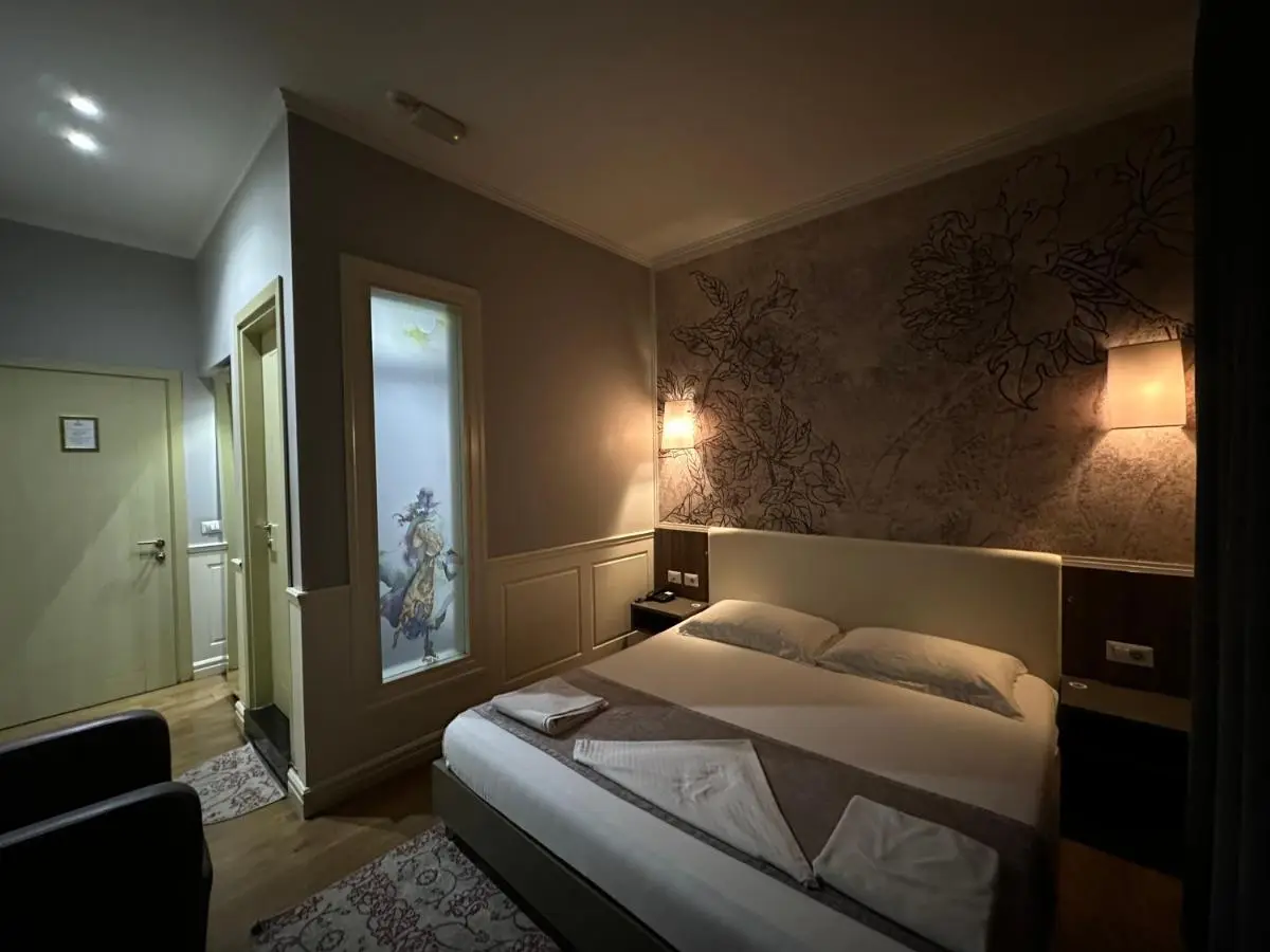 Edisem Hotel