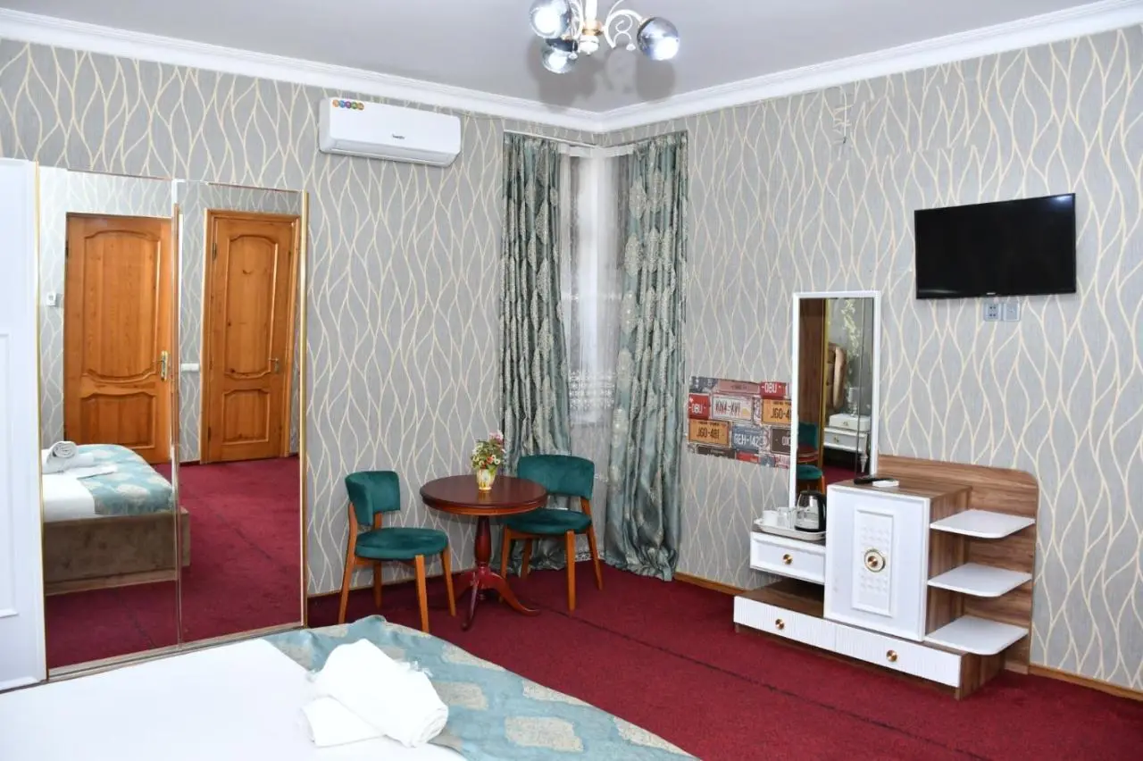 Old Town Hotel