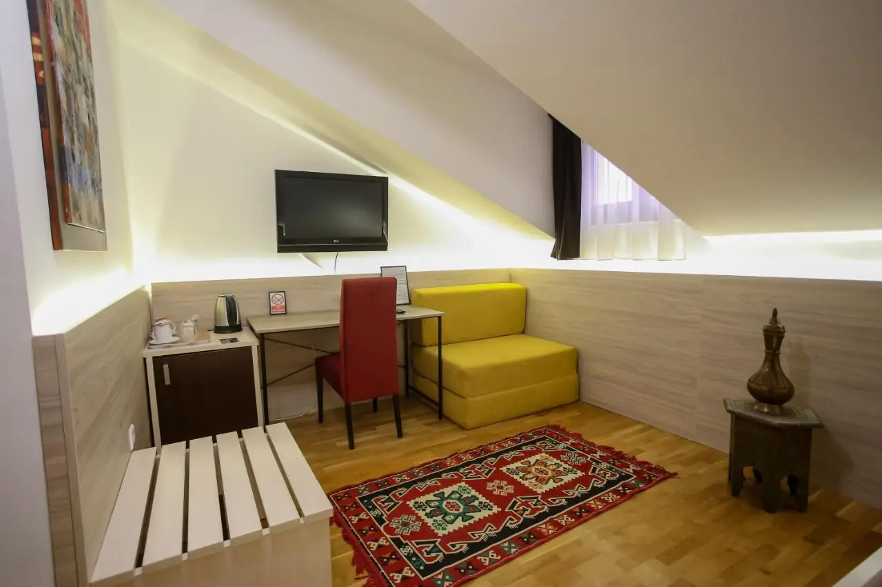 Hotel Emen