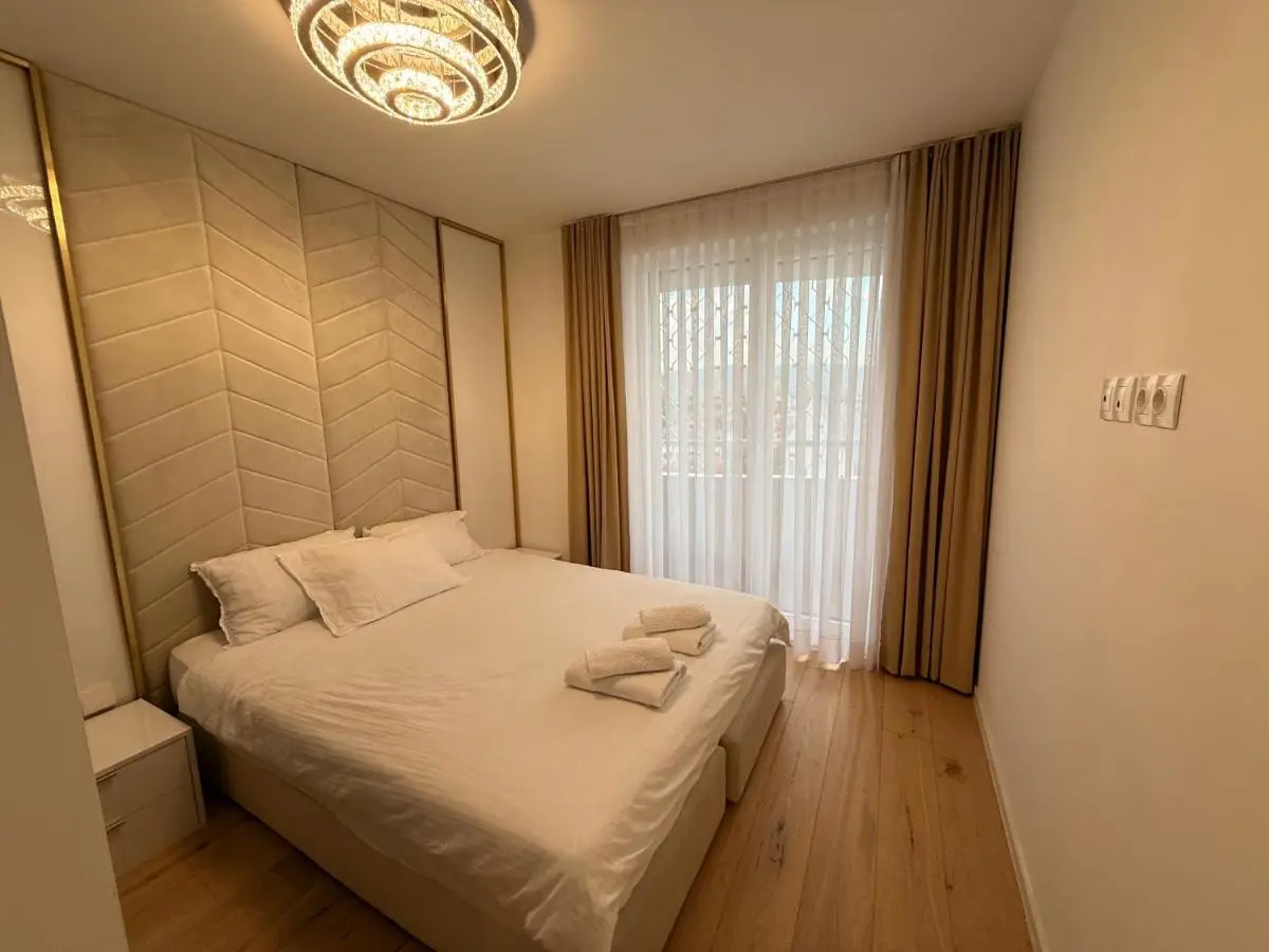 The Royal Nest Sarajevo Waves