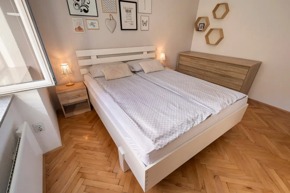 Cozy Modern Apartment in the City Center