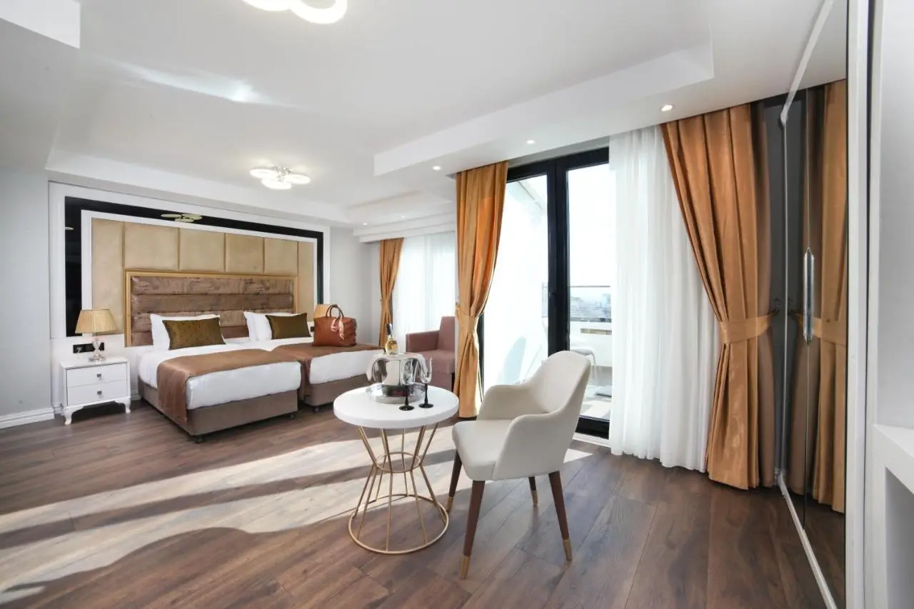 Pell Palace Hotel & SPA
