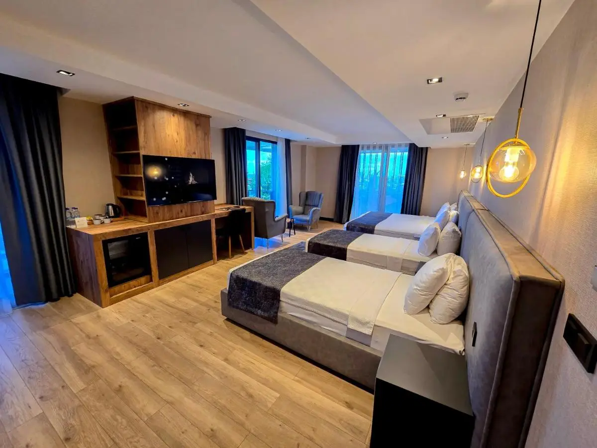 AYATOURE HOTEL