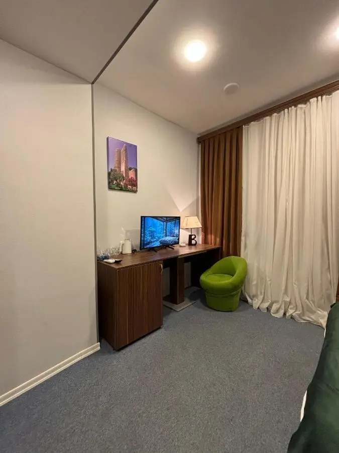 Markaz Apart and Hotel Nizami Street