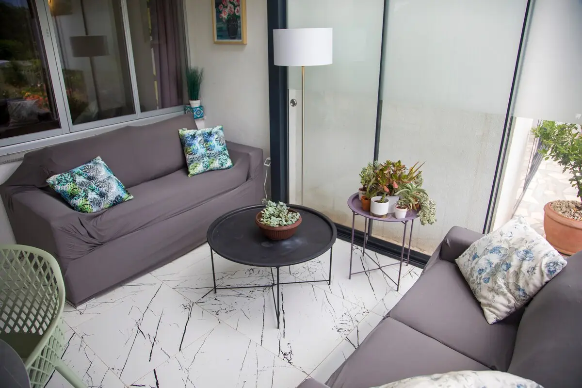 Riverside Pearl-house by the river/swimming pool