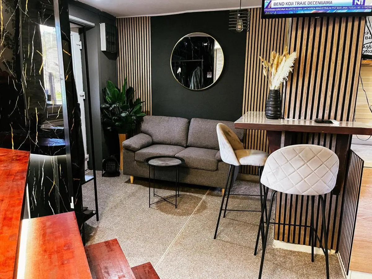 Royal Town- Luxury Jacuzzi Suite