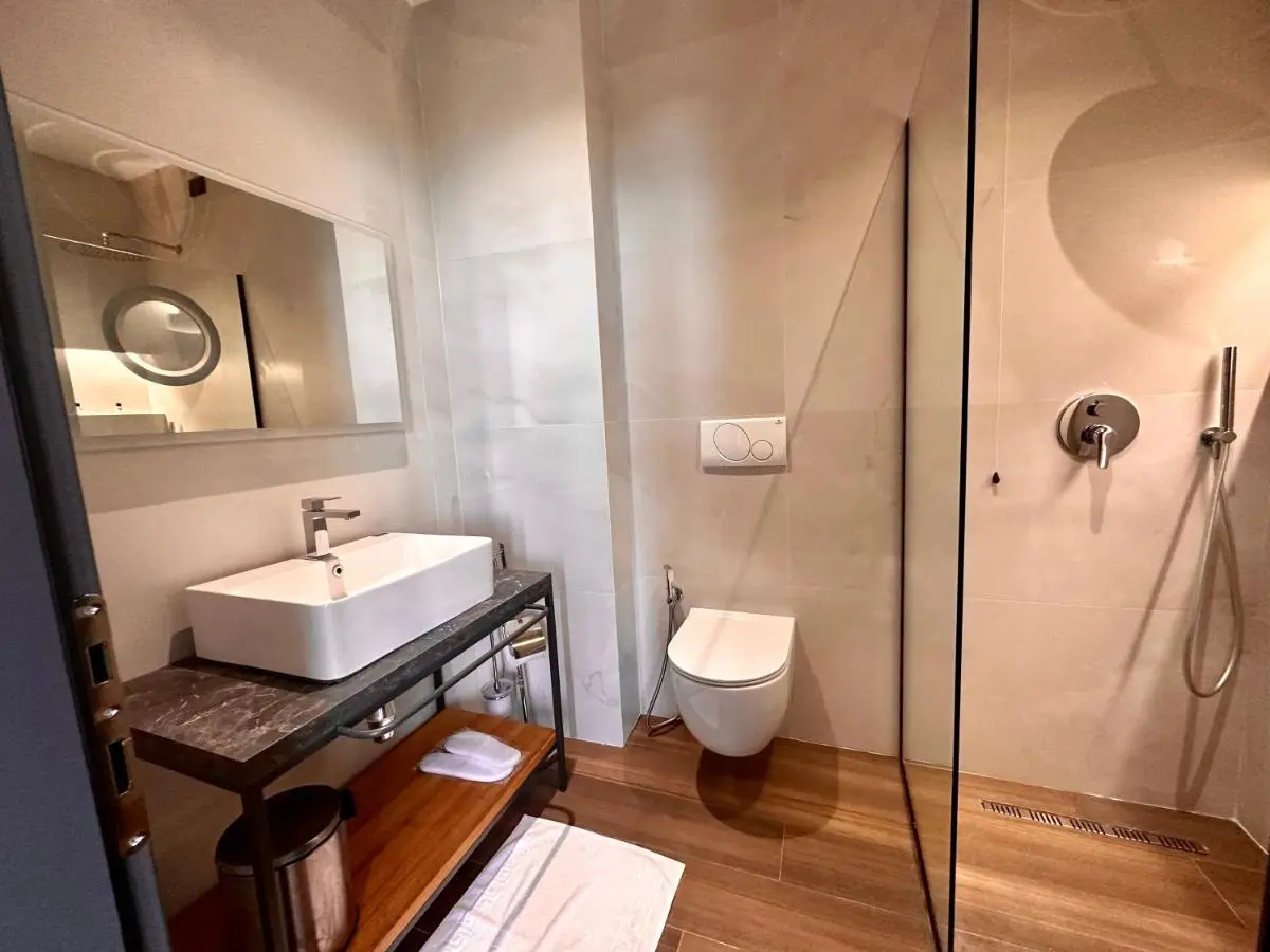 Frojd Kune Resort & Beach Hotel