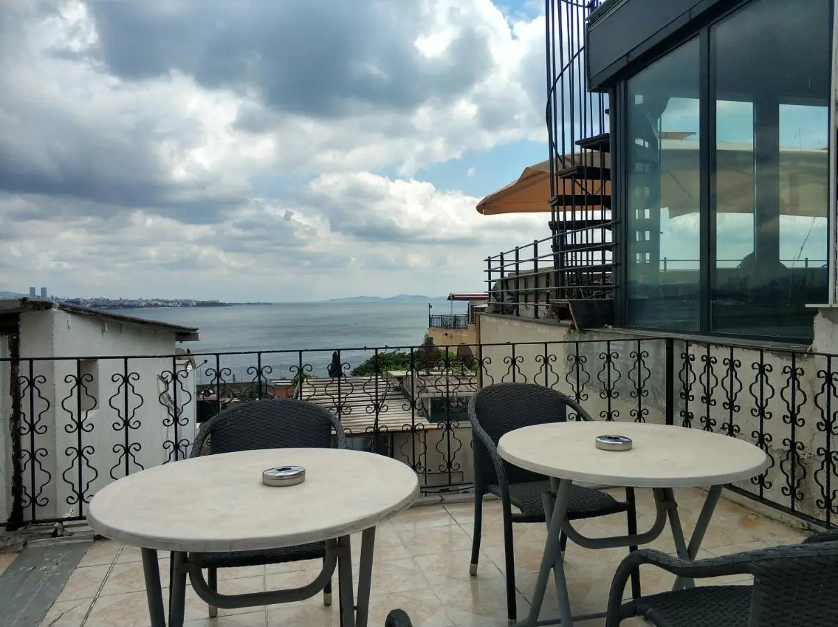 Gul Sultan Hotel