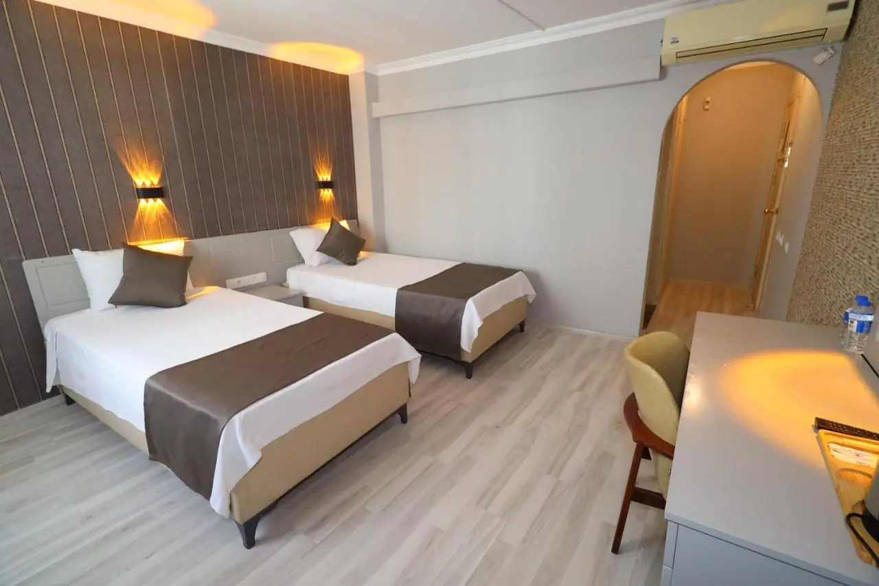 Artan Hotel